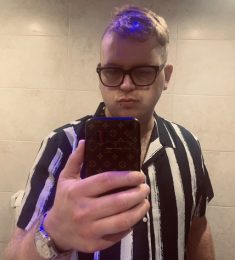 Adrian, 20 Jahre alt, Gay, Mann, Heppenheim an der Bergstraße, Deutschland